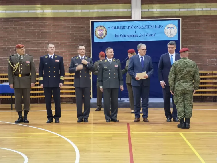 Predsjednik Milanović poslao poruku vojnicima: 'Ostanite elita, vi ste izabrani jer ste bolji od ostalih'