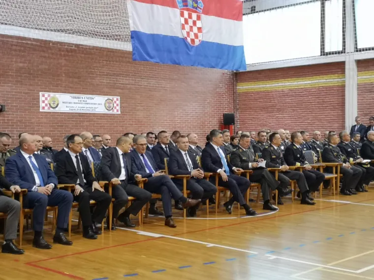 Predsjednik Milanović poslao poruku vojnicima: 'Ostanite elita, vi ste izabrani jer ste bolji od ostalih'