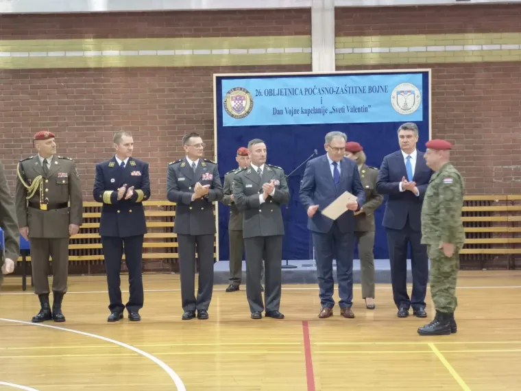 Predsjednik Milanović poslao poruku vojnicima: 'Ostanite elita, vi ste izabrani jer ste bolji od ostalih'