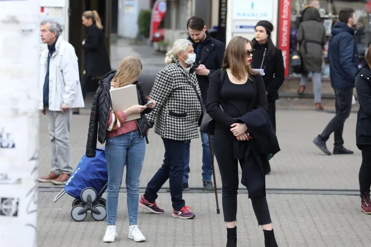 STRAH OD KORONAVIRUSA DO&Scaron;AO I DO ZAGREBA: Ljudi pograbili maske po ljekarnama, neki ih već nose i po ulici