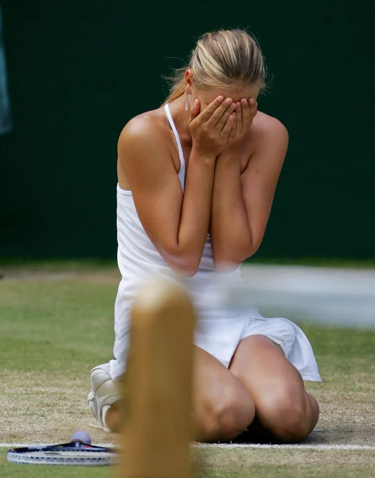 "U davanju svog života tenisu, tenis je meni dao život. To će mi nedostajati svaki dan", napisala je Šarapova koja je na prvom mjestu WTA ljestvice provela 21 tjedan 2005.