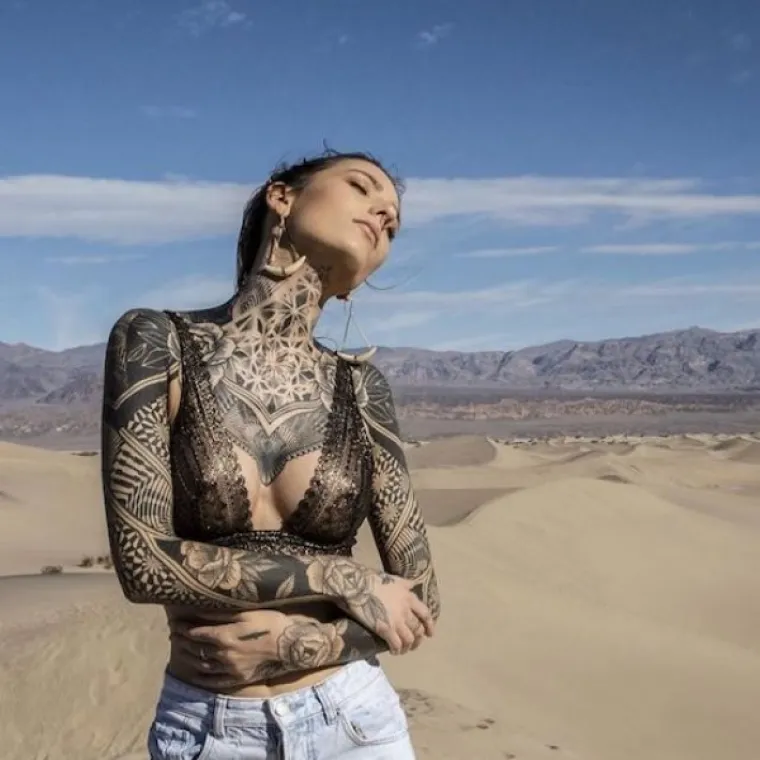 ZGODNE DJEVOJKE KOJE OBOŽAVAJU TETOVAŽE: Kada ih vidite bit će vam žao što niste tattoo majstori