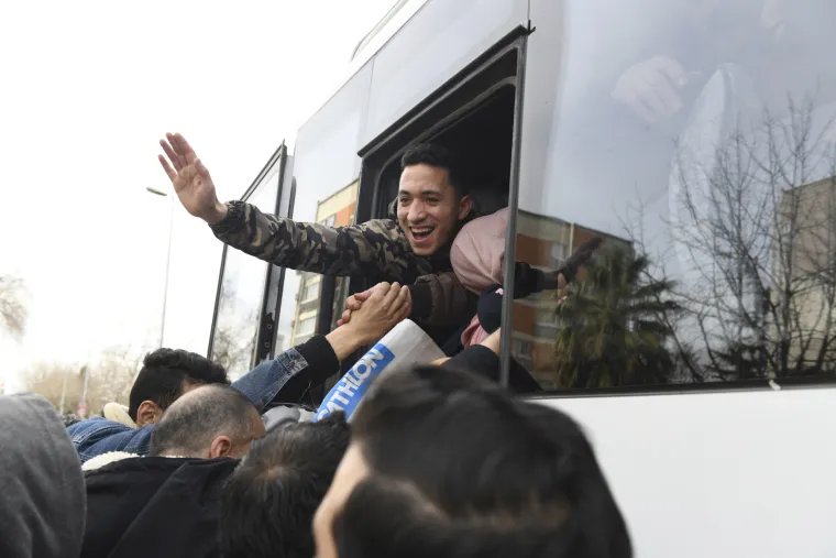 Turska ispunila prijetnju, Europa pred novom migrantskom krizom: Plač djece i očaj roditelja slama srca