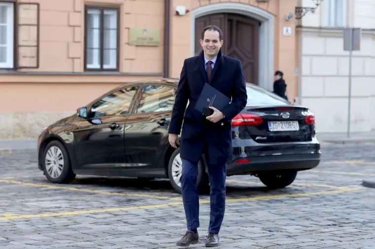 Koalicija se sastaje u Banskim dvorima: Hoće li biti kvoruma na drugoj strani Markova trga?