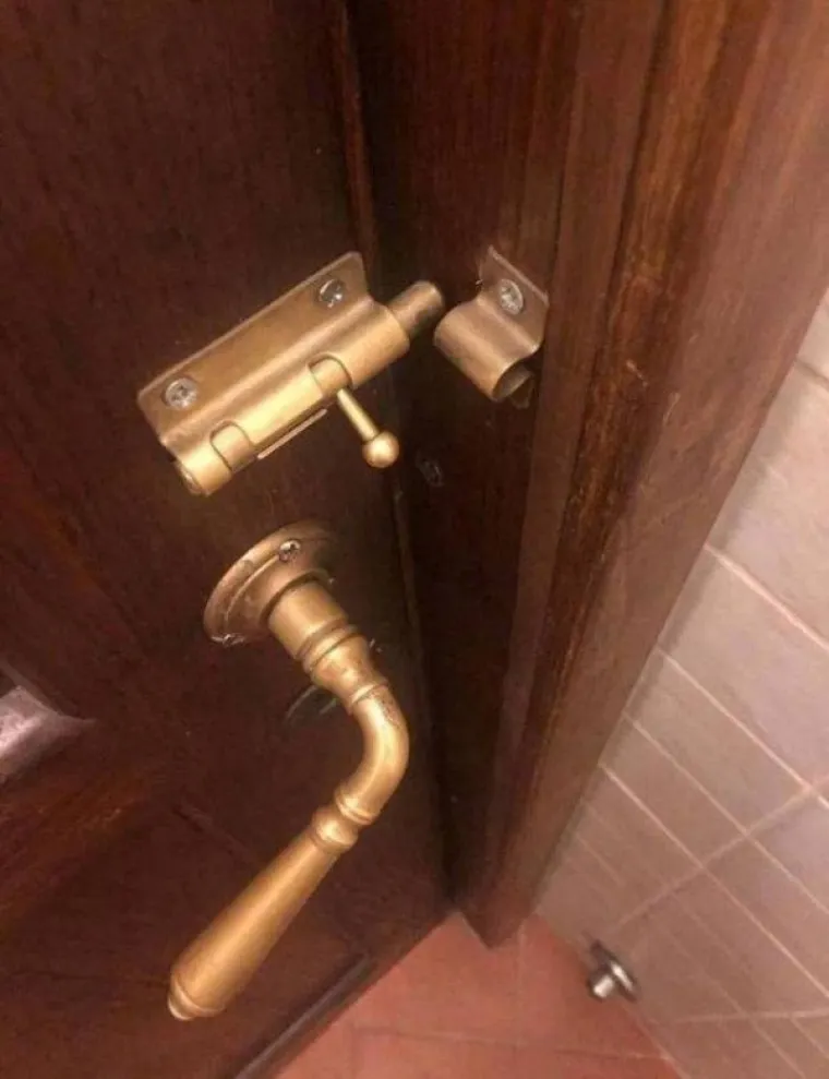 KATASTROFE ZBOG KOJIH ARHITEKTIMA I URBANISTIMA PADA MRAK NA OČI:  Ne, nije GUP ali je gotovo jednako nakaradno