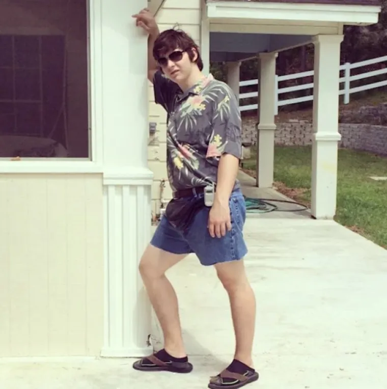 Nemojte se sramotiti: Ove fotografije dokazuju da je spoj sandala i čarapa očajan