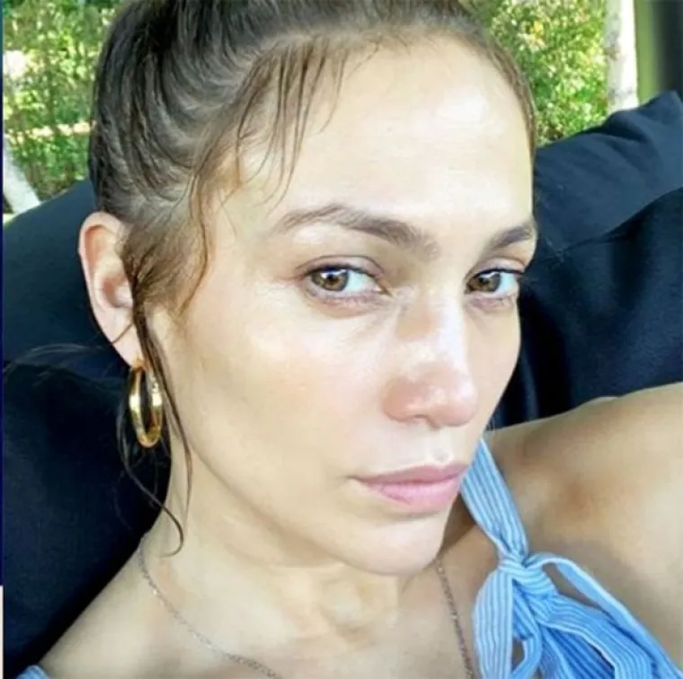 Instagram/jlo