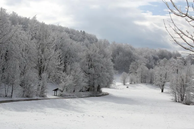 Nedostaje vam snijeg? Pogledajte ovu snježnu idilu u Gorskom kotaru!