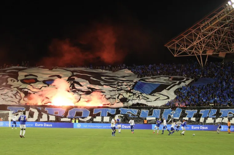 04.03.2020., stadion Poljud, Split - Hrvatski Telekom Prva liga, 25. kolo, HNK Hajduk - GNK Dinamo. Bakljada 
Photo: Ivo Cagalj/PIXSELL