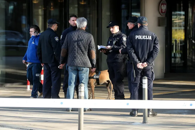 Evakuirana zgrada u Zagrebu zbog dojave o bombi, policija ekspresno iza&scaron;la na teren