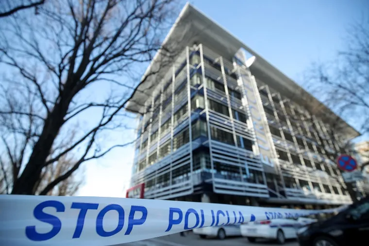 Evakuirana zgrada u Zagrebu zbog dojave o bombi, policija ekspresno iza&scaron;la na teren