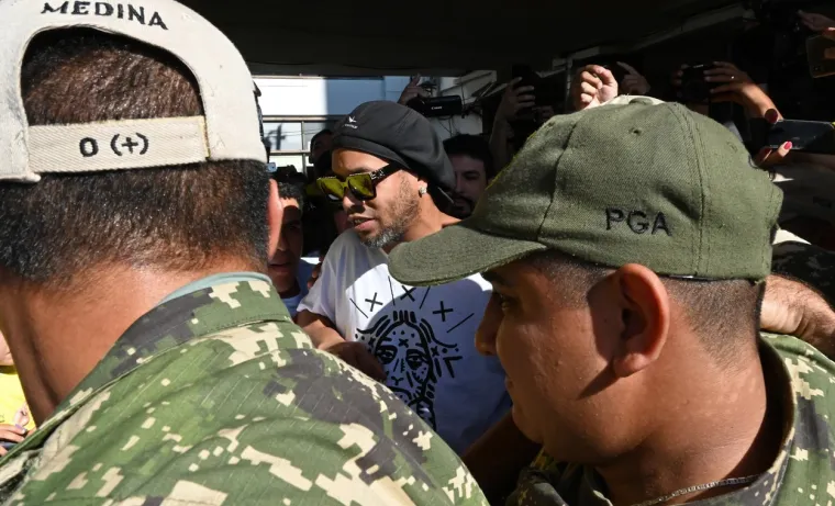 [FOTO] RONALDINHU STVARNO OVO NIJE TREBALO: Osramotio se pred čitavim svijetom; Ovi prizori upravo obilaze planetu