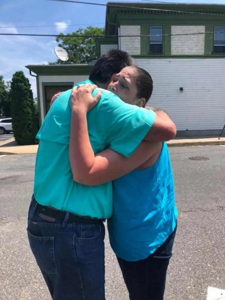 'Moja mama je jučer po prvi put 41 godinu vidjela svog biolo&scaron;kog oca. Posvojena je i nikada do sad nije imala priliku upoznati ga'