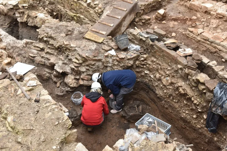 Iznimno arheološko otkriće! Pronađeni histarski žarni grobovi iz razdoblja prije rimske vladavine