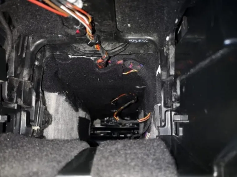 Pali krijumčari kokaina i amfetamina: Pogledajte kako su skrivali drogu u autu