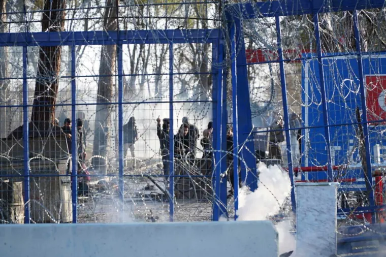 Na&scaron; Boris Mi&scaron;ević javlja o drami koja traje na granici Turske i EU