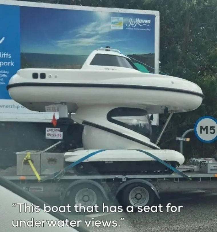 Barka ima i podmorski dio za gledanje