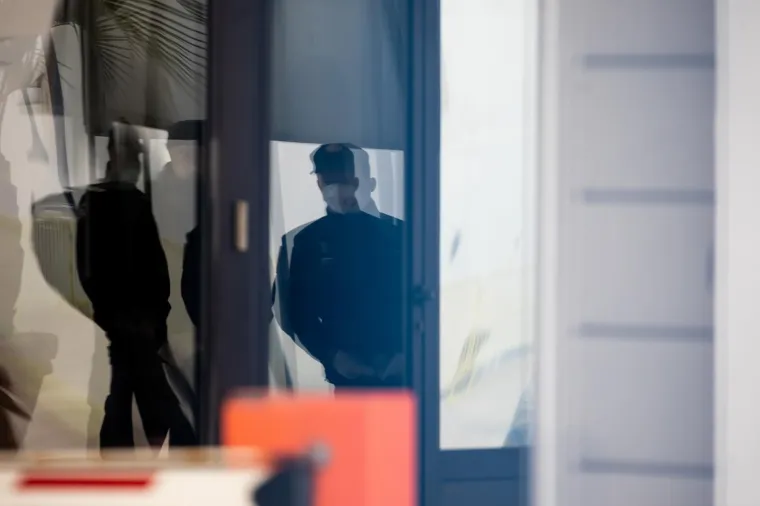 Trajekt iz Italije uplovio u Split: Dočekali ga policajci s maskama i rukavicama