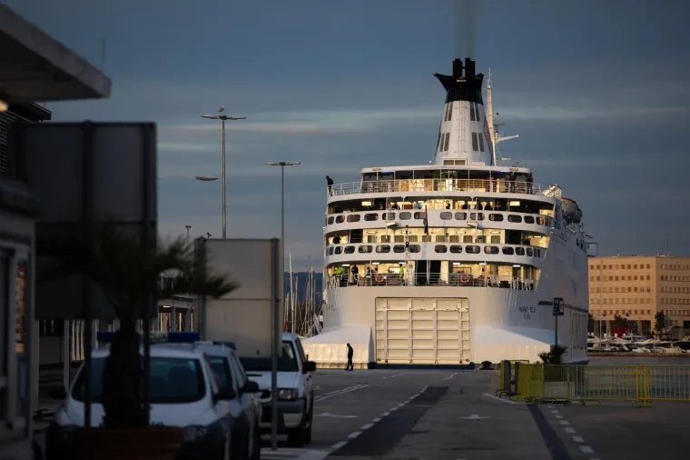 TRAJEKT MARKO POLO STIGAO JE IZ ITALIJE U SPLIT: Pripremljene su posebne mjere zbog opasnosti od koronavirusa