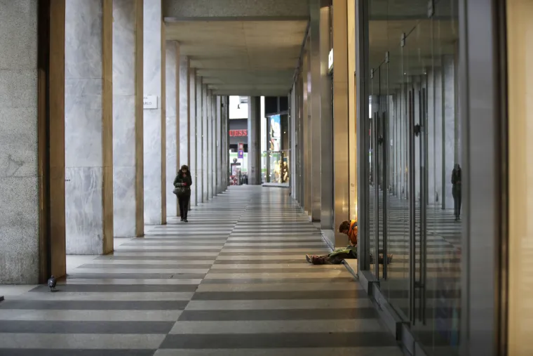 Život u Italiji je stao: Ulice sablasno prazne, ljudi su zatočeni u kućama