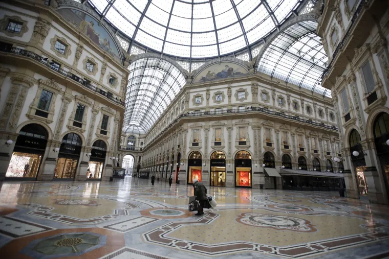 Život u Italiji je stao: Ulice sablasno prazne, ljudi su zatočeni u kućama