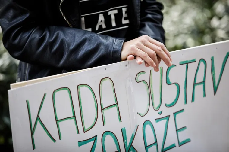 ''Dosta je kriminala'': U Splitu održan prosvjedni skup podr&scaron;ke Filipu Zavadlavu