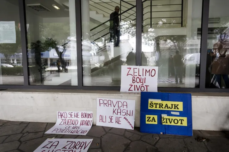 ''Dosta je kriminala'': U Splitu održan prosvjedni skup podr&scaron;ke Filipu Zavadlavu