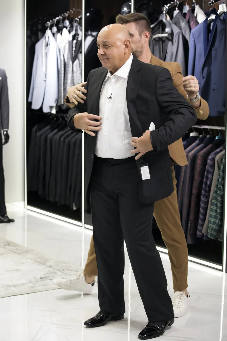 NAJKONTROVERZNIJI SHOW NA OVIM PROSTORIMA: Kandidati biraju vjenčanice i odijela u kojima će sklopiti 'brak na prvu'