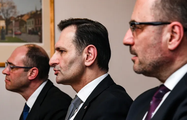 Pomeo ih Plenkovićev tim! Pogledajte kakva atmosfera je vladala u gubitničkom Stožeru Mire Kovača