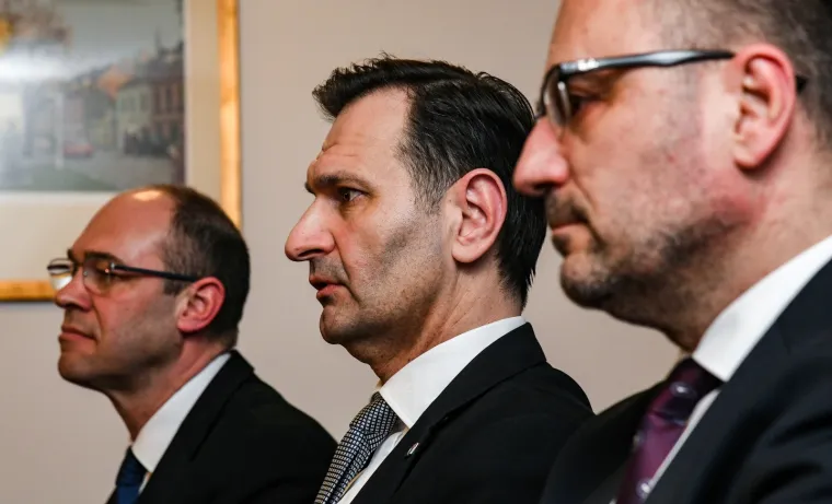 Pomeo ih Plenkovićev tim! Pogledajte kakva atmosfera je vladala u gubitničkom Stožeru Mire Kovača