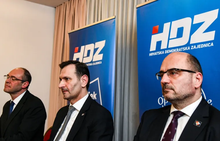 Pomeo ih Plenkovićev tim! Pogledajte kakva atmosfera je vladala u gubitničkom Stožeru Mire Kovača