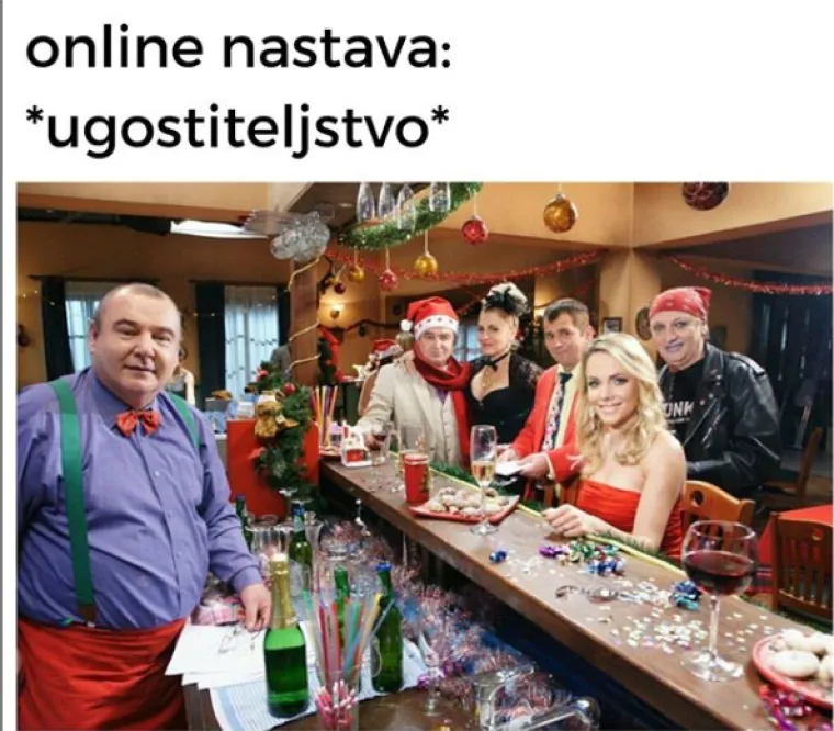 Predavanje na daljinu: Pogledajte kako se ekipa na Facebooku sprda s online nastavom