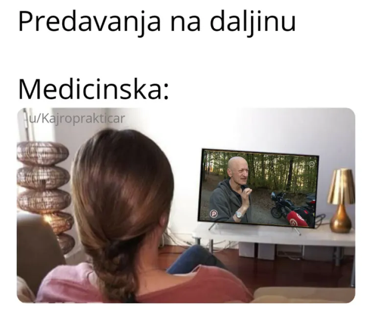 Predavanje na daljinu: Pogledajte kako se ekipa na Facebooku sprda s online nastavom