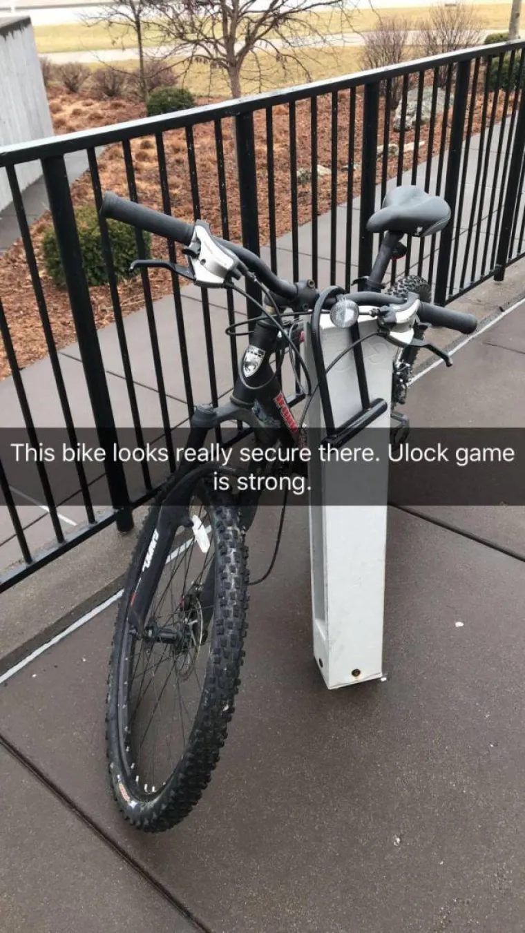 OVAKO BI IZGLEDALI 'GLUP I GLUPLJI' DA SU STVARNI: Ponekad je stvarni svijet puno bizarniji od onog s filmskog platna