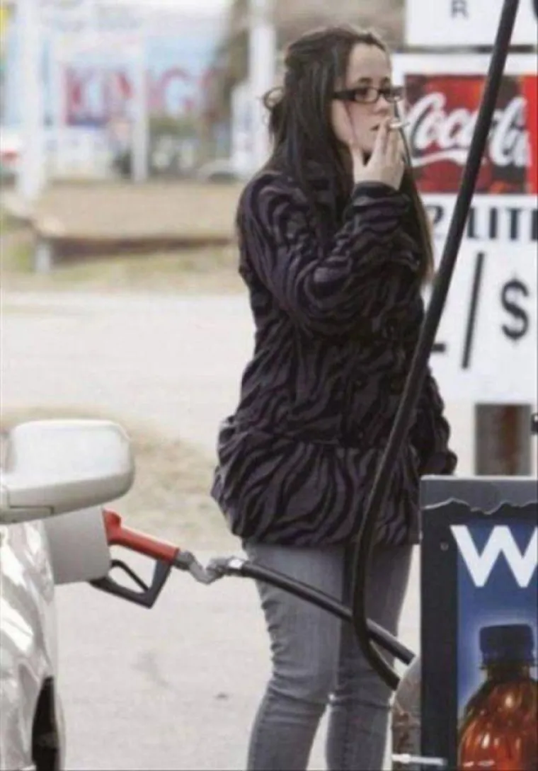 OVAKO BI IZGLEDALI 'GLUP I GLUPLJI' DA SU STVARNI: Ponekad je stvarni svijet puno bizarniji od onog s filmskog platna