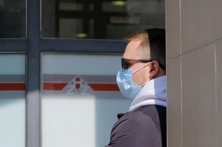 Pred HZZ-om gužva kakva se ne pamti: Otpu&scaron;teni masovno dolaze po naknade za nezaposlene