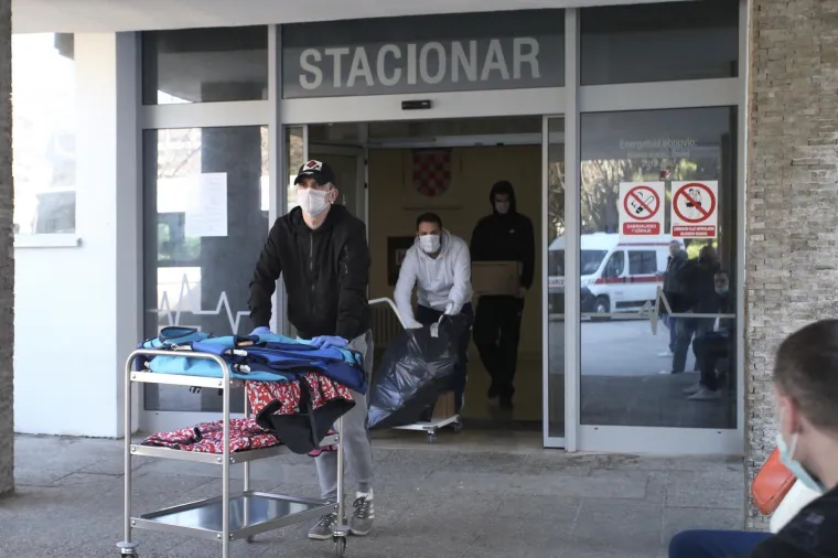 [FOTO] OVO SU ISTINSKI JUNACI: Sva&scaron;ta govore o njima, a oni su ponovno pokazali o kakvim se ljudima radi; Kad zatreba, prvi su tu