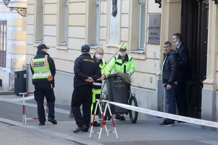 Sjednica pod maskama, ali bez Bandića: Zastupnici Gradske skup&scaron;tine raspravljaju o pomoći gospodarstvu