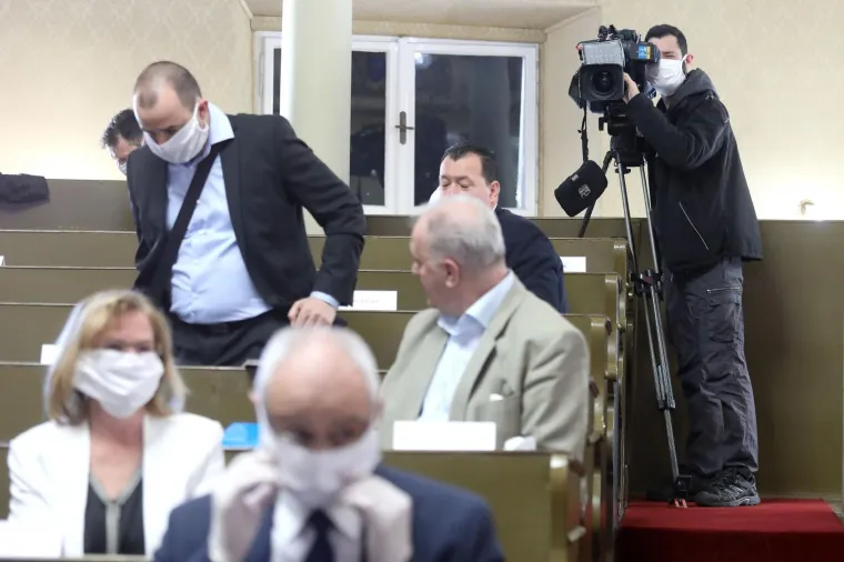 Sjednica pod maskama, ali bez Bandića: Zastupnici Gradske skup&scaron;tine raspravljaju o pomoći gospodarstvu