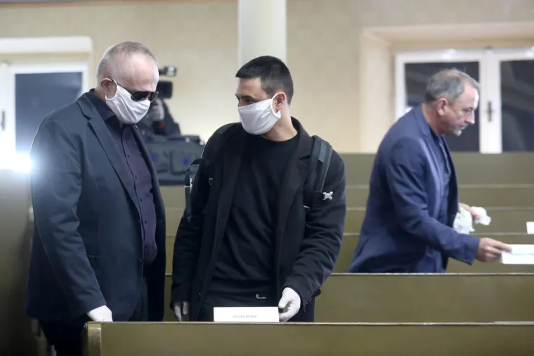 Sjednica pod maskama, ali bez Bandića: Zastupnici Gradske skup&scaron;tine raspravljaju o pomoći gospodarstvu