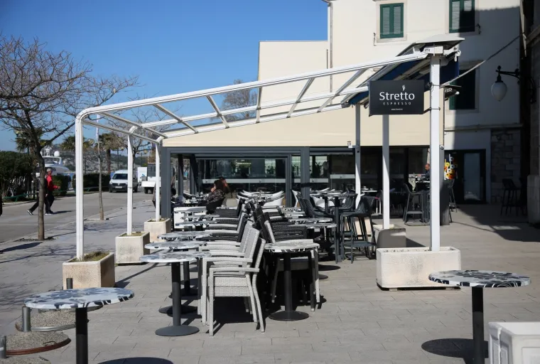 Od ponoći na snagu stupila odluka Stožera