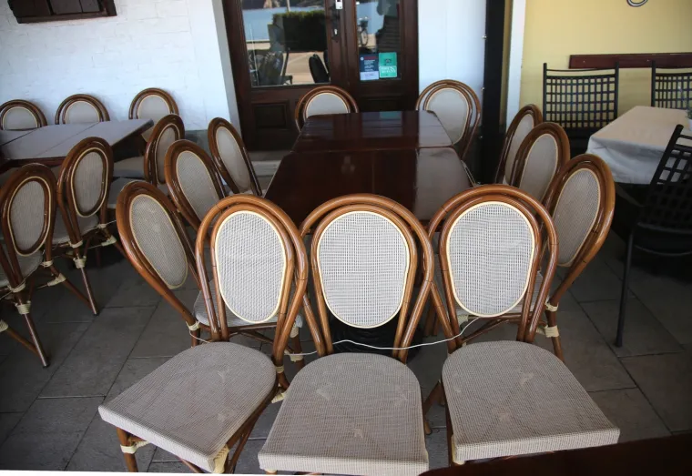 Od ponoći na snagu stupila odluka Stožera