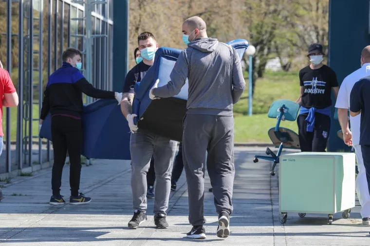 BOYSI SE ODAZVALI NA POZIV LIJEČNIKA I POMOGLI IM U TE&Scaron;KIM TRENUCIMA: Navijači Dinama poslali poruku svim ugroženim skupinama