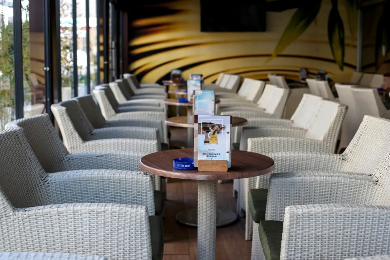 19.03.2020., Zagreb -  Od ponoci Stozer civilne zastite u svrhu sprijecavanja sirenja zaraze koronavirusom zabranio je rad svim ugostiteljskim objektima i usluznim djelatnostima. 
Photo: Igor Kralj/PIXSELL