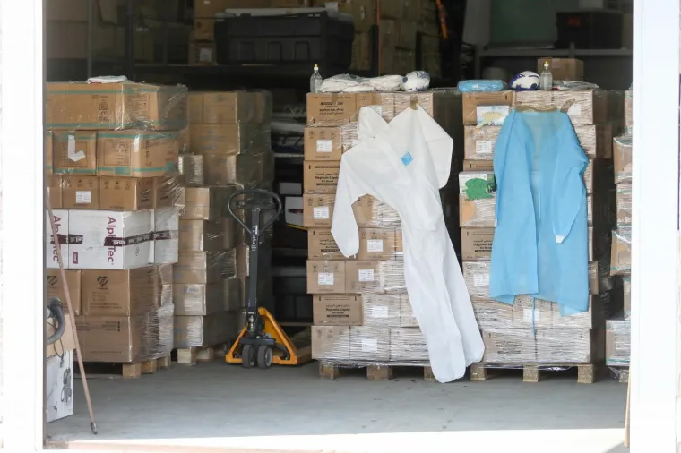 Tone za&scaron;titne opreme: Pogledajte &scaron;to je sve bogati arapski &scaron;eik donirao Hrvatskoj za pomoć oko koronavirusa