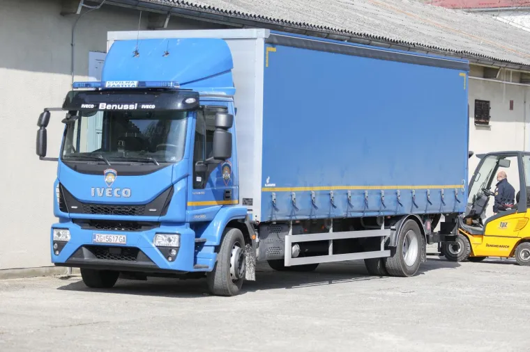 Tone za&scaron;titne opreme: Pogledajte &scaron;to je sve bogati arapski &scaron;eik donirao Hrvatskoj za pomoć oko koronavirusa