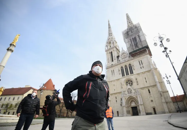 Državni vrh s maskama na licu u obilasku porušenog Zagreba: 'Ovo je najgori potres u 140 godina!'