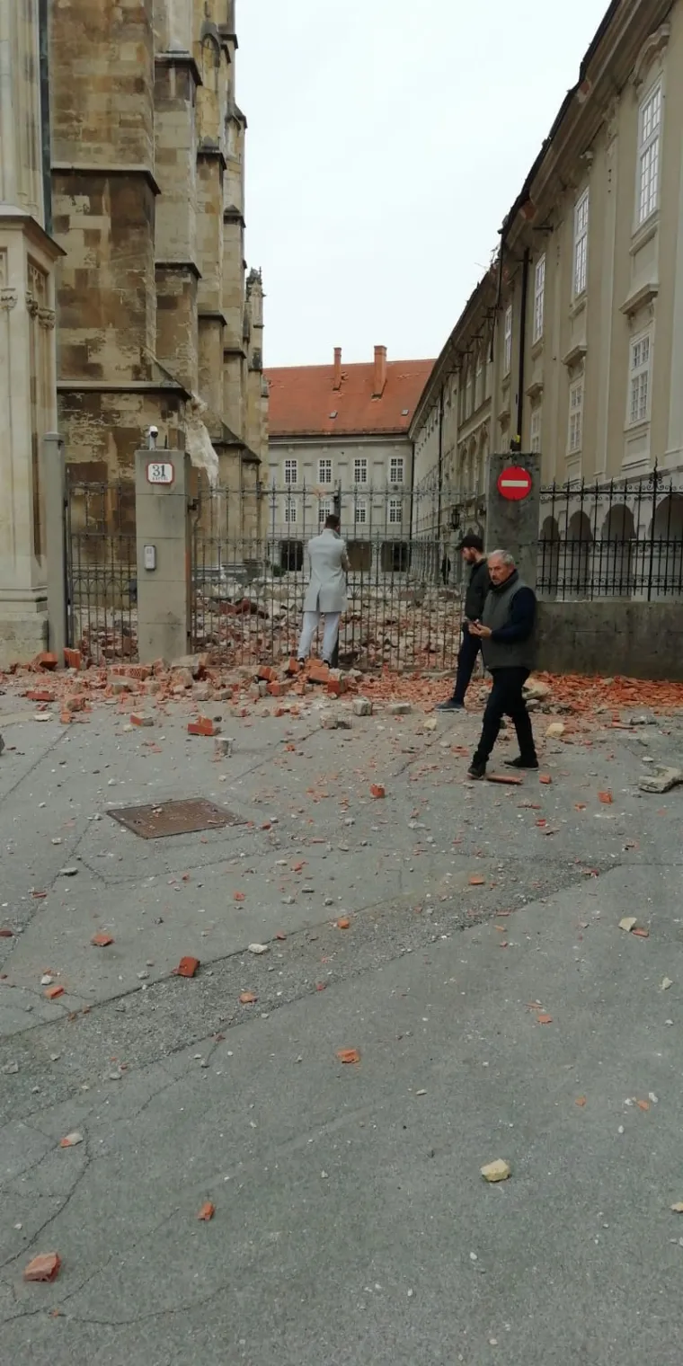 &Scaron;ok za metropolu: Apokaliptične fotografije Zagreba nakon potresa!