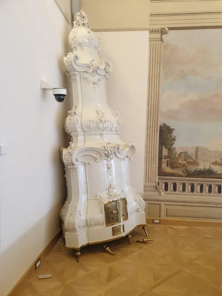 Zagreb je jutros u 6:24 sati uzdramo jak potres magnitude 5.3, a epicentar mu je bio sedam kilometara od grada, kod Ka&scaron;ine