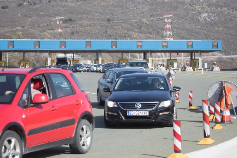 Zagrepčani nakon potresa krenuli na vikendice, izriče im se mjera samoizolacije